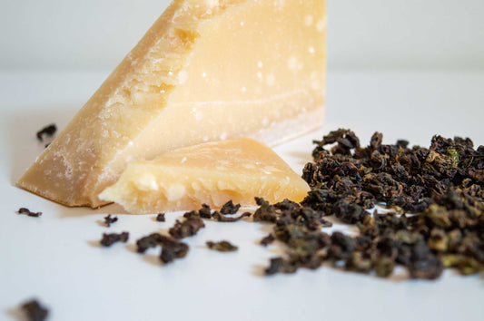 Pourquoi le thé accompagne-t-il si bien la raclette ?